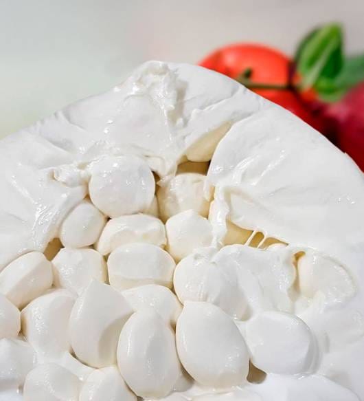 Figliata di mozzarella di bufala campana DOP - Sciorio Caseificio